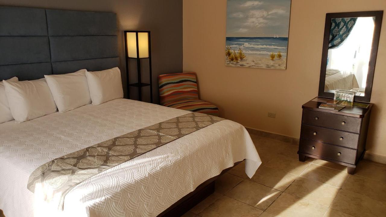 Combate Beach Resort Cabo Rojo Buitenkant foto
